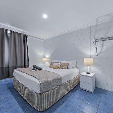 Airlie Sun & Sand Accommodation #5 شاطئ إيرلي المظهر الخارجي الصورة