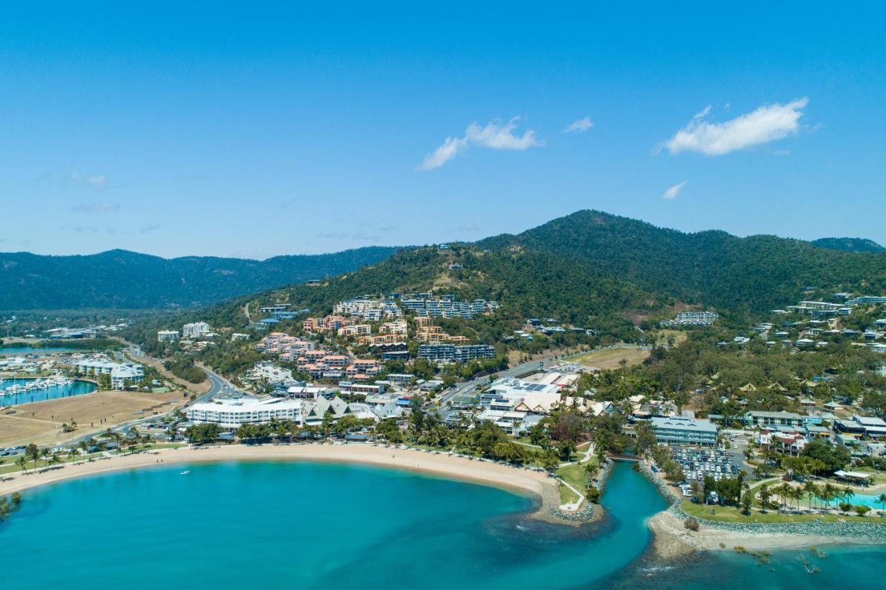 Airlie Sun & Sand Accommodation #5 شاطئ إيرلي المظهر الخارجي الصورة